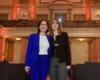 Das Foto zeigt die beiden Wilhelm-Lorch-Preisträgerinnen Alexandra Plewnia und Nora Müchler von der Hochschule Niederrhein. Copyright: Hochschule Niederrhein
